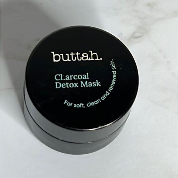 $8🌟 Buttah Charcoal Detox Mask - Picture 1 of 3